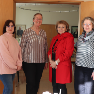 Christina Naumann, Corinna Groth, Refereintin Christa Schwab, Johanna Groh (v.l.n.r.)